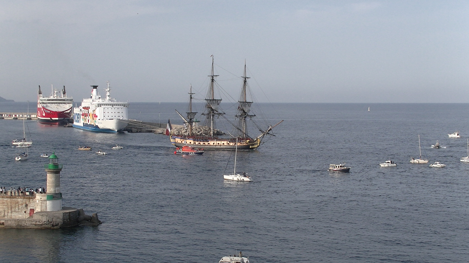 Bastia : L'Hermione s'en est allée...