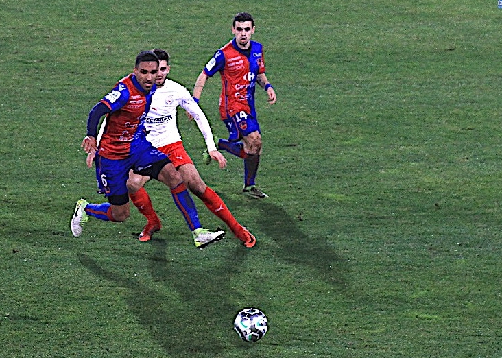 Ligue 2 :  Le GFCA impuissant à Nîmes (4-0)