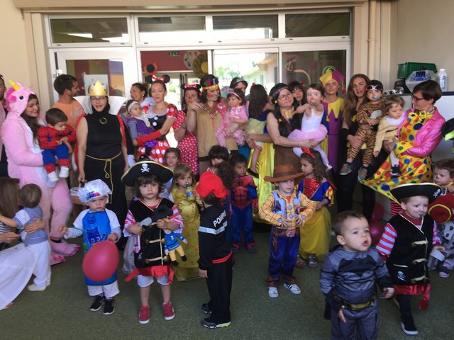 La fête à la crèche halte-garderie de Calvi