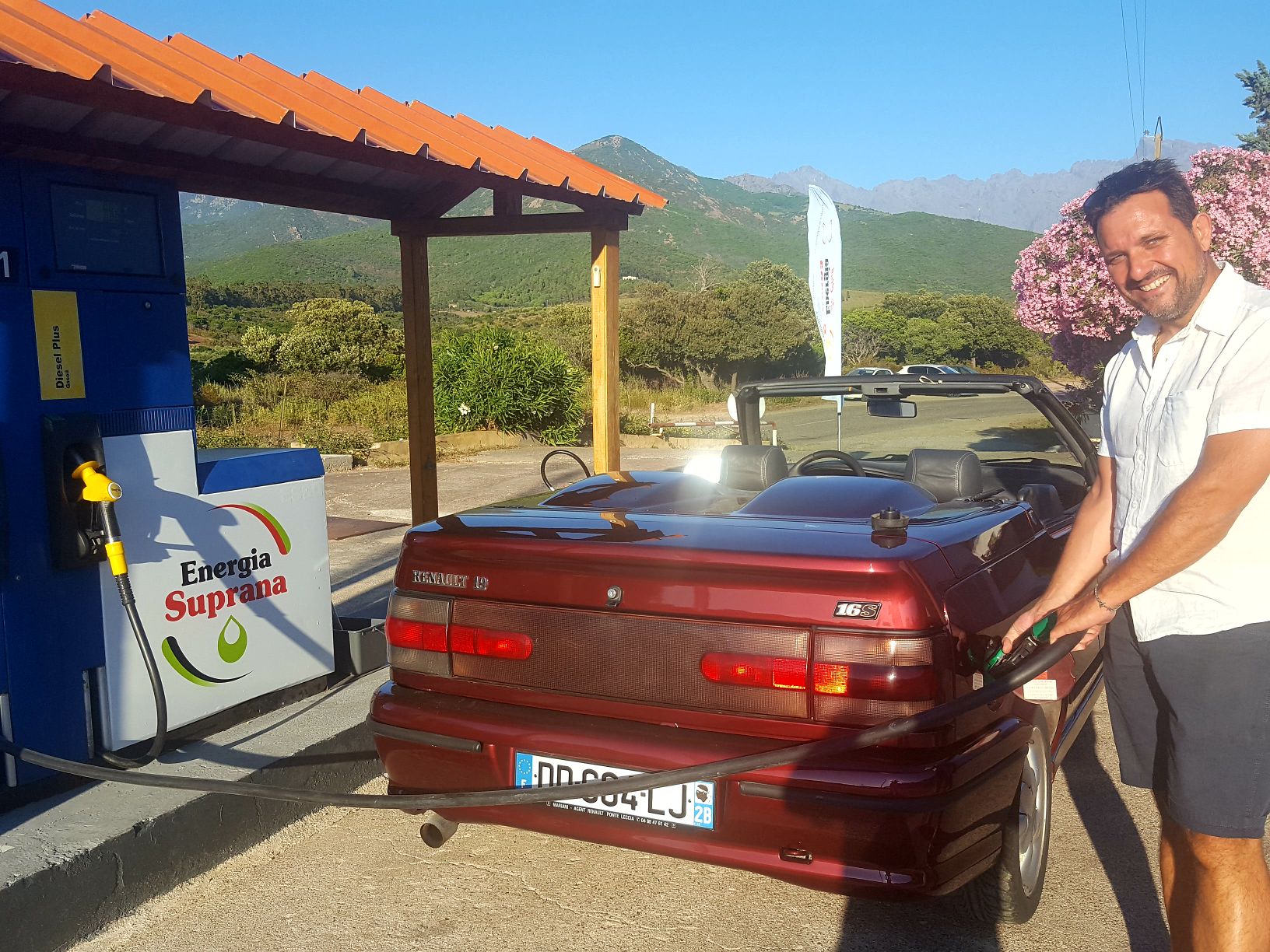 La toute première station-service "Nustrale" ouvre ses portes à Galeria