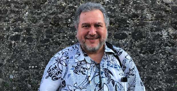 Moetai Brotherson, député GDR (Gauche démocrate et républicaine) de la 3ème circonscription de la Polynésie, vice-président du parti indépendantiste Tavini Huiraatira No Te Ao Maohi - Front de libération de Polynésie, et représentant à l’Assemblée de Polynésie.