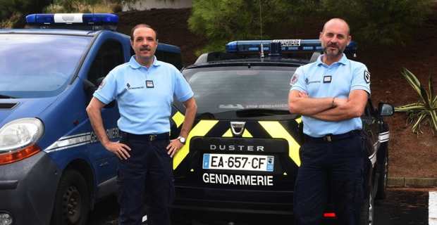 Le Cdt de Carvalho (à gauche) et son adjoint le Cpt Pascal Hervé ( Photos MSAV)