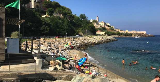 Bastia Ficaghjola La Derniere Plage Du Centre Ville En Danger