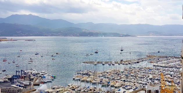 Vue du port Charles Ornano