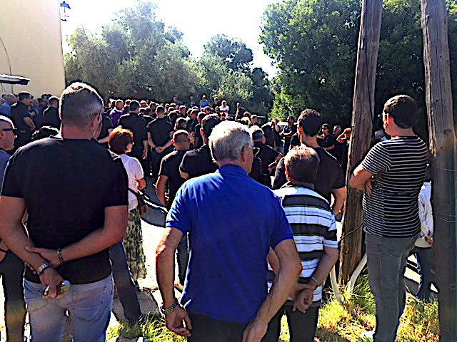 Bastelicaccia : Foule aux obsèques de Jean Livrelli