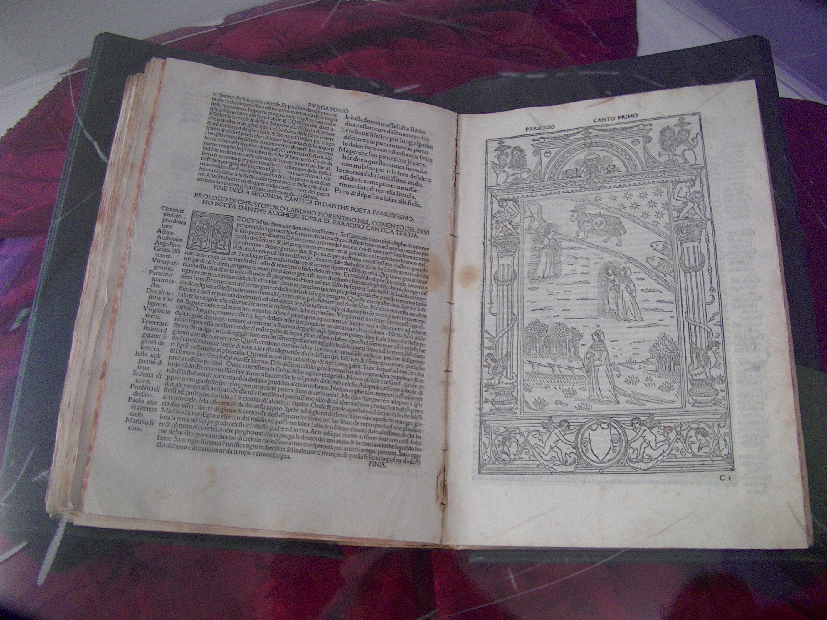 La Divine comédie de Dante, un des trésors de la bibliothèque Prelà