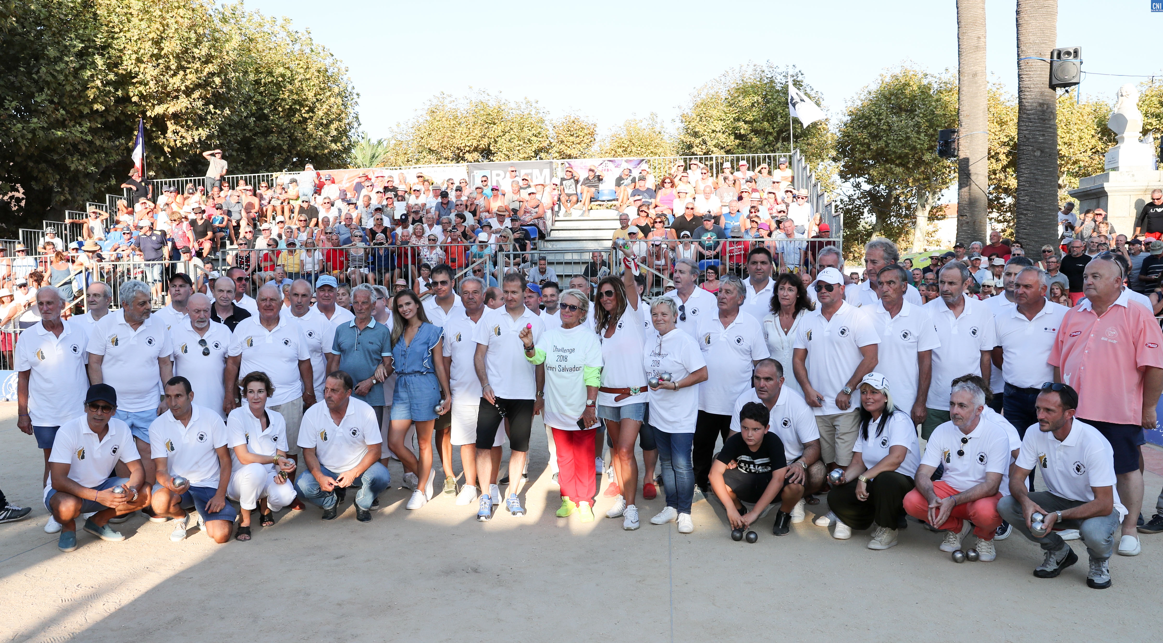 Un parterre de stars au concours de pétanque "Henri Salvador" à Ile-Rousse