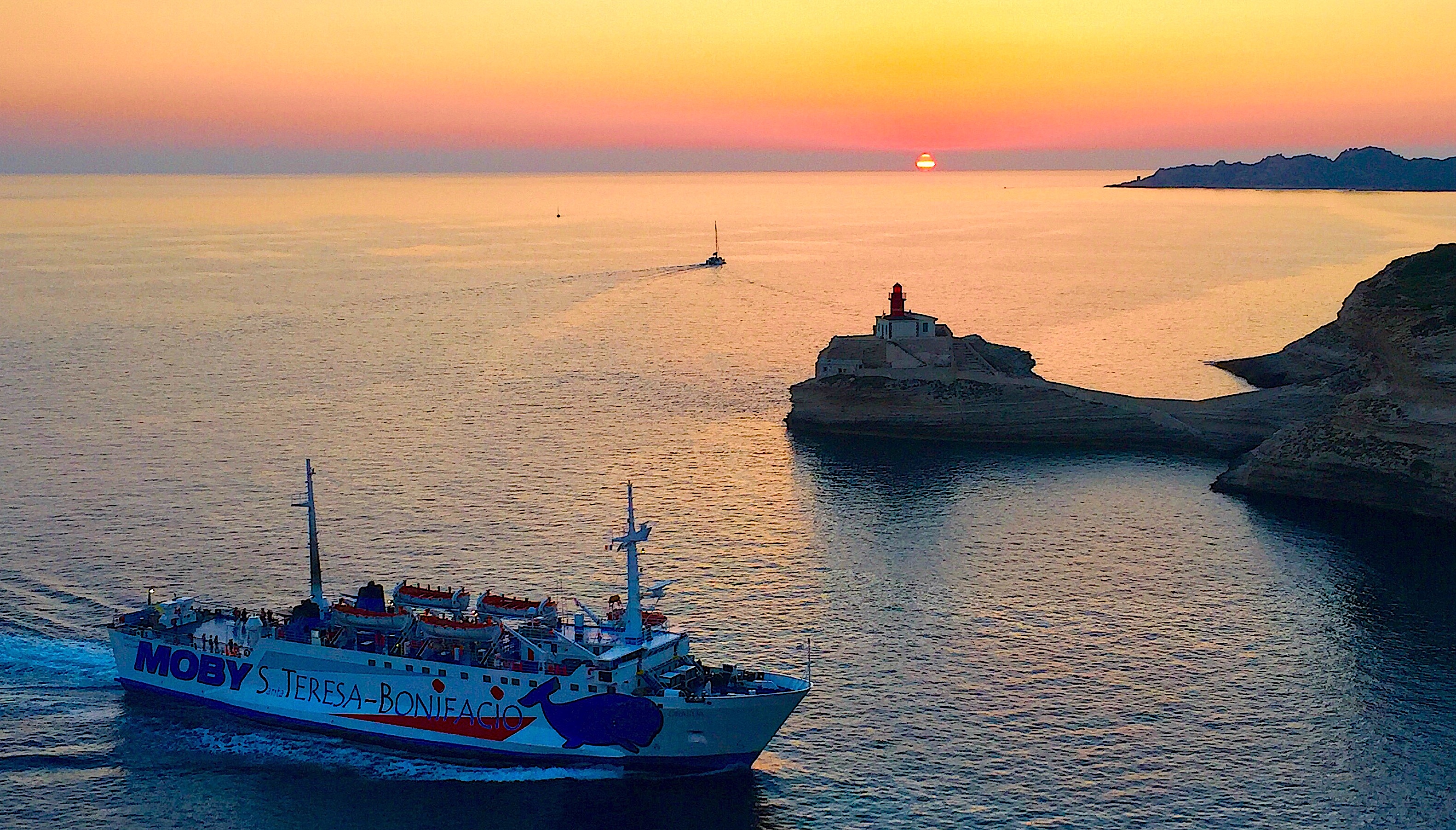 La photo du jour :  Quand le bateau rentre au port de Bonifacio…