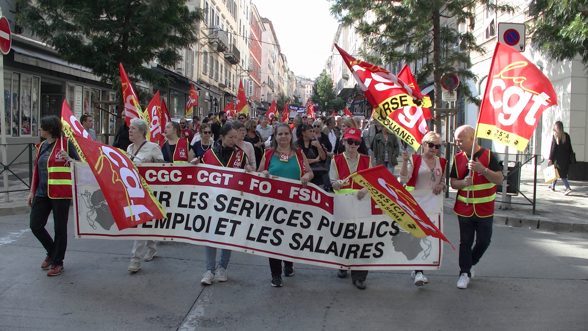 Bastia : Travailleurs, chômeurs et retraités dans la rue