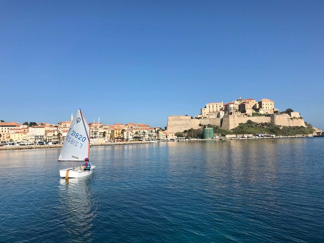 Vela Corsica Cup dans la baie de Calvi ce week-end