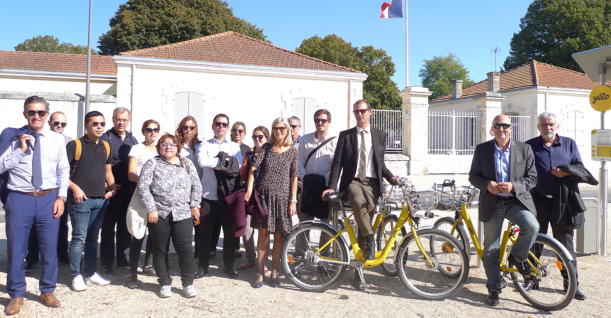 "Vers l'écomobilité" : 16 techniciens et élus corses à la Rochelle et à l'Île d'Oléron 