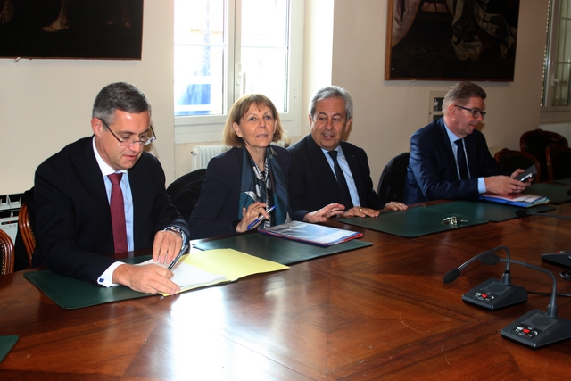 La préfète de Corse sur le terrain, à l'écoute des élus de Calvi et de la Communauté de Communes