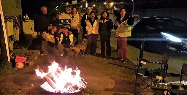 "Les gilets jaunes" devant le radar route des Sanguinaires