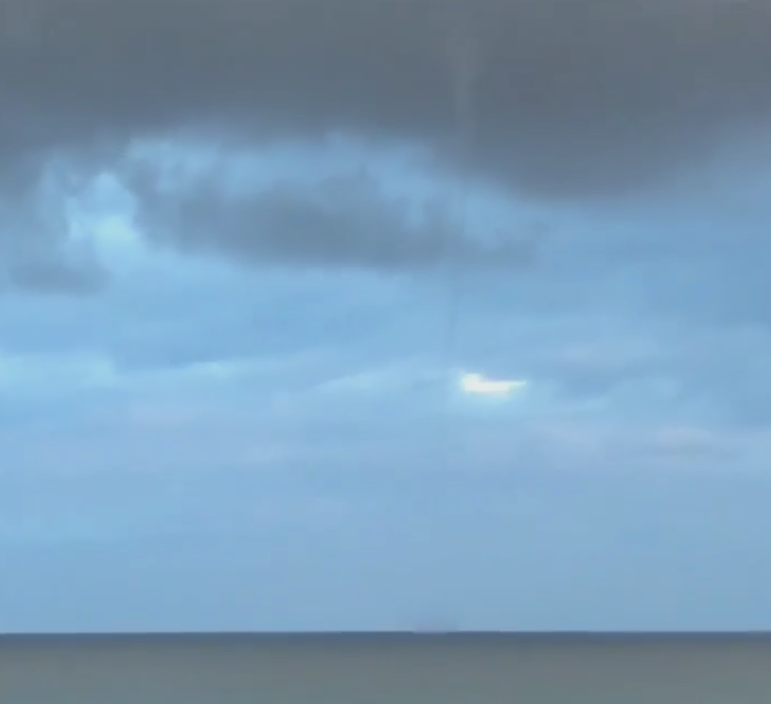 Une trombe marine filmée au large de Pinarellu
