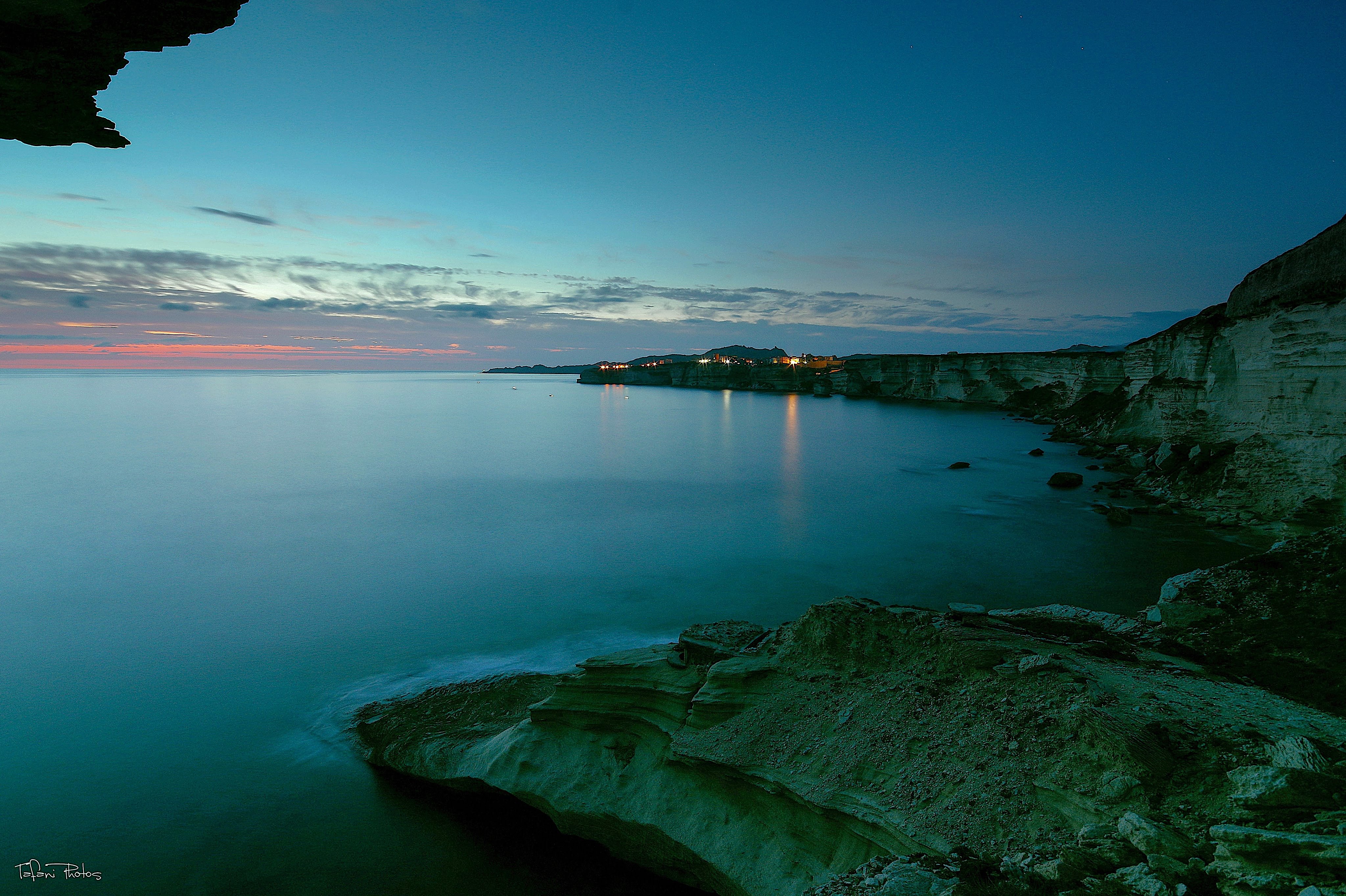 La photo du jour : Les petites lumières de Bonifacio