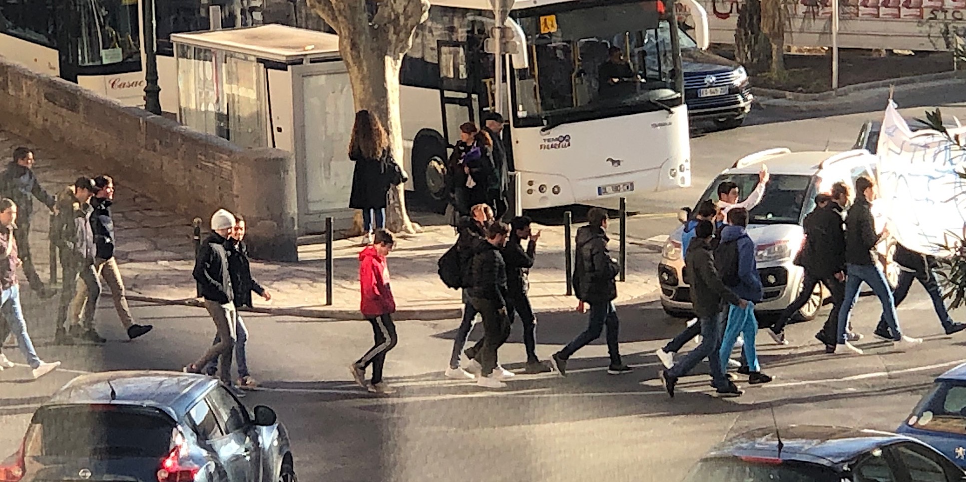 Bastia : Les élèves du lycée maritime dans la rue