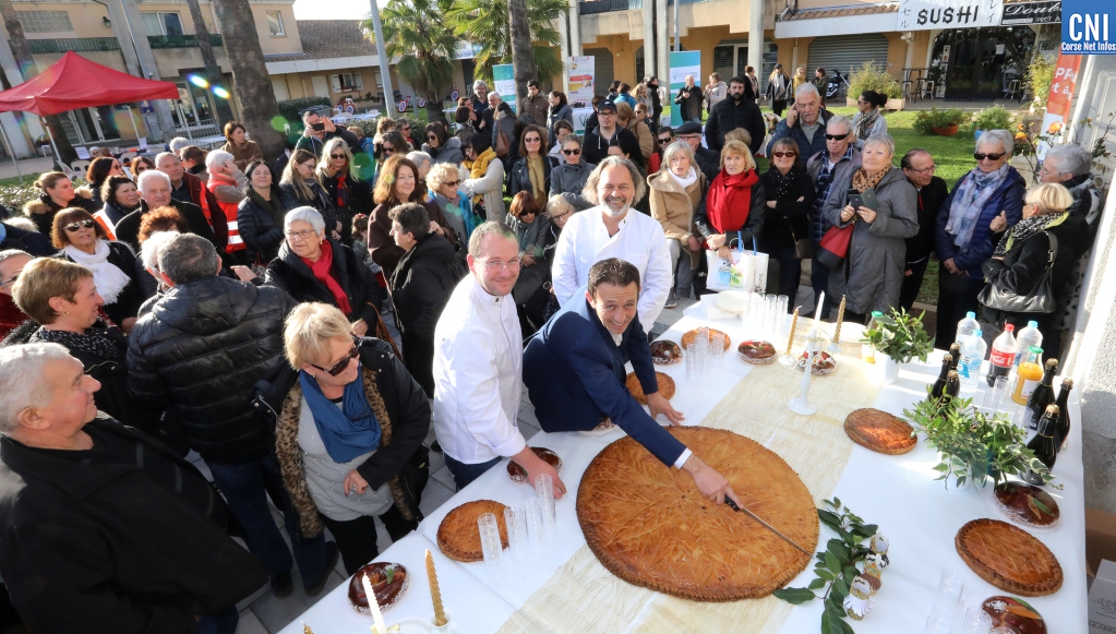 Galette géante à la Journée de solidarité de Sarrola Carcopino - Photo : Michel Luccioni