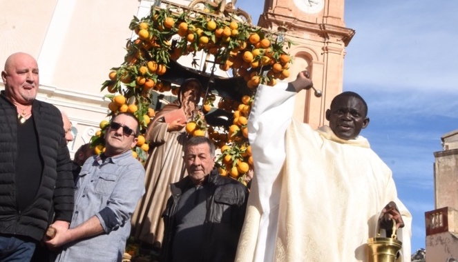 Sant'Antone Abbate et ses oranges merveilleuses à Aregnu