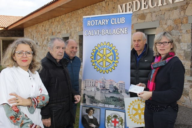 Le Rotary Calvi-Balagne remet un  chèque de 2000€ au Centre Hospitalier Calvi-Balagne