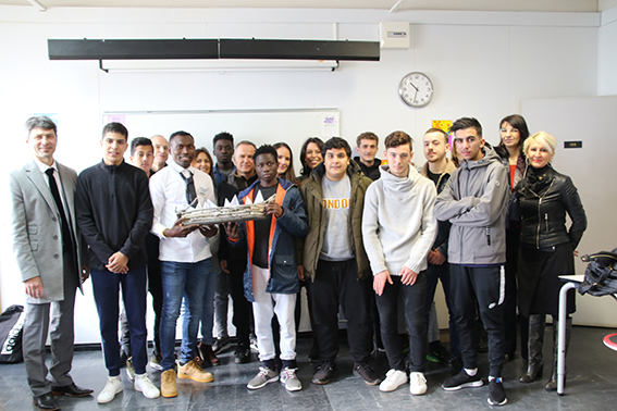 Ajaccio : La Rectrice félicite les élèves allophones de l'EREA, lauréats du concours UNICEF 