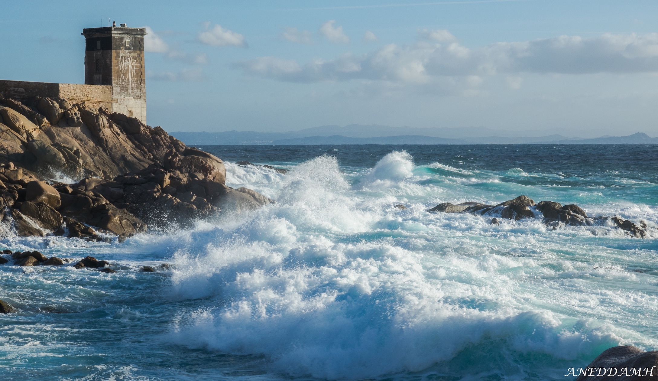 La photo du jour : Capu di Fenu battu par les flots