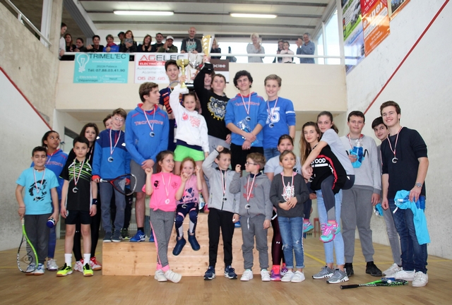 Championnats de Corse squash jeunes : Tristan Mebarek et  Lily Romieu (Ile-Rousse) au sommet