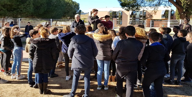 Les élèves du LP Jules Antonini entourés des élèves de 5ème du collège de Baléone