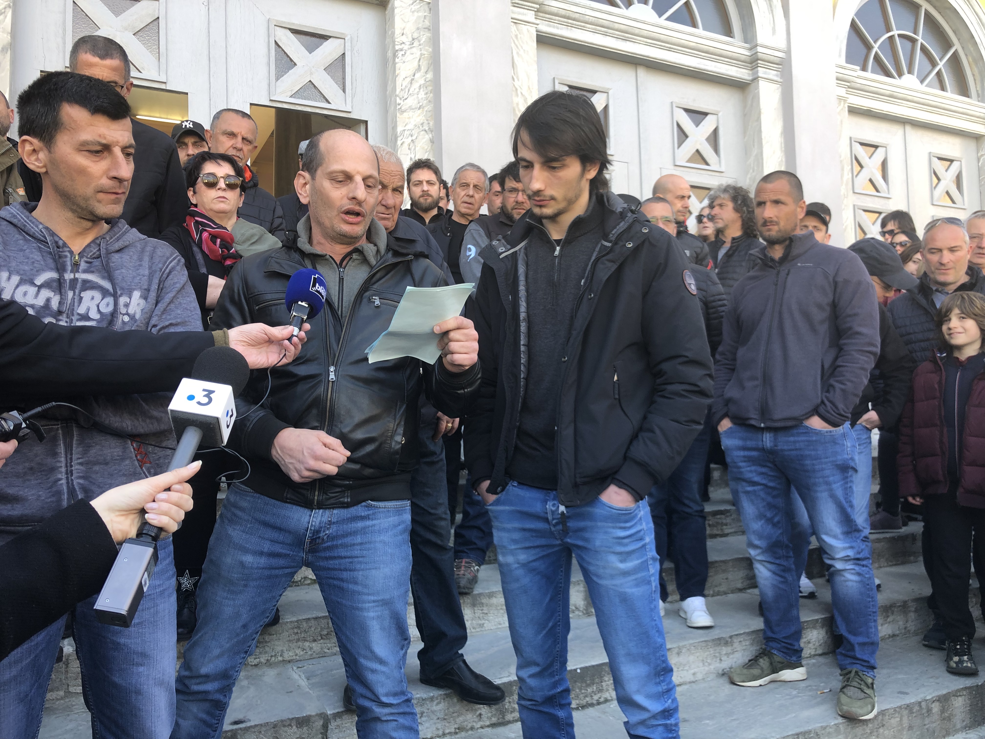 Benedetti, Dominici, Tomasi, refusent de se présenter devant le TGI de Bastia