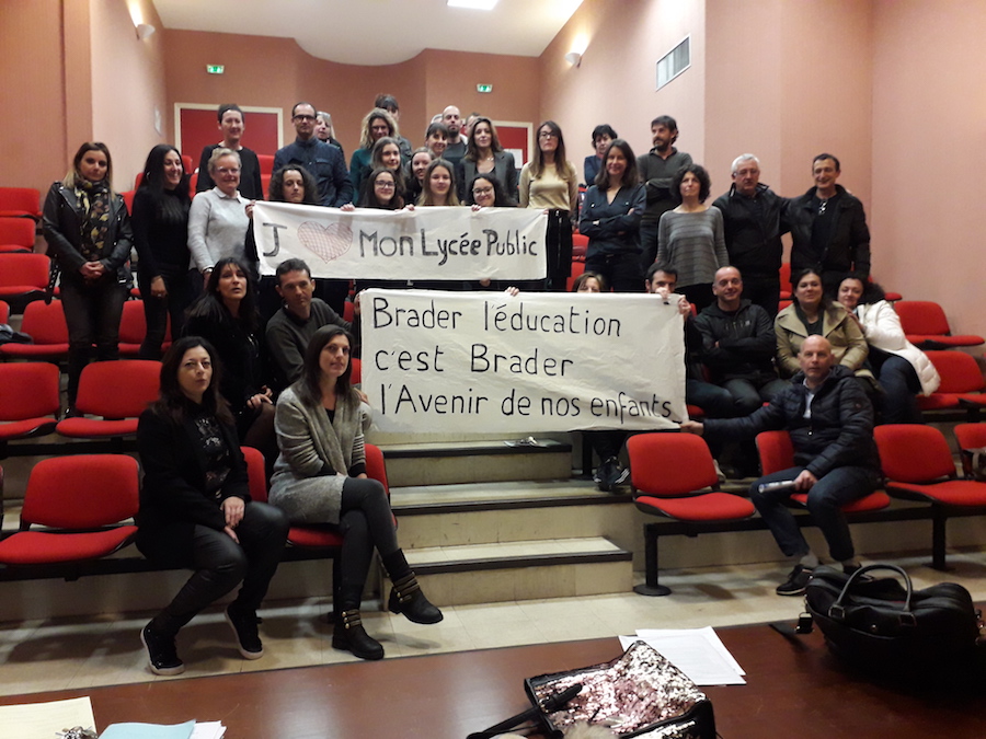 "Brader l'éducation c'est brader l'avenir de nos enfants" : les professeurs de la cité technique de Montesoro contre la Loi Blanquer 