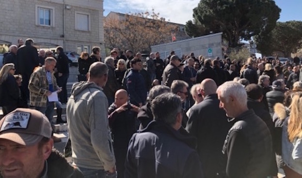 Porto-Vecchio, une "ville morte" mais mobilisée  pour son avenir touristique 