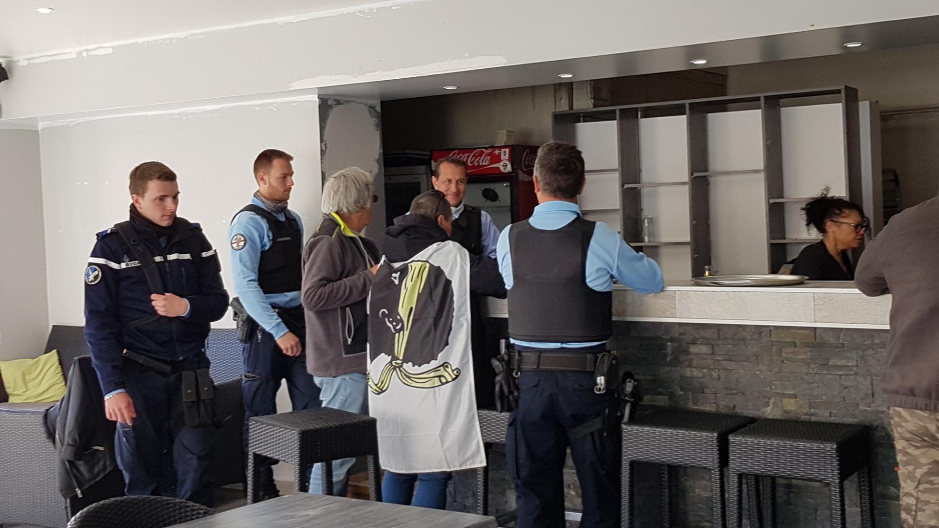 Gilets Jaunes  de Haute-Corse : Bloqués à Cuzzà et escortés jusqu'à Bastia !