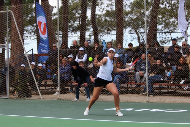 Anastasiya Komardina vainqueur du 1er Ladies Open Calvi - Eaux de Zilia