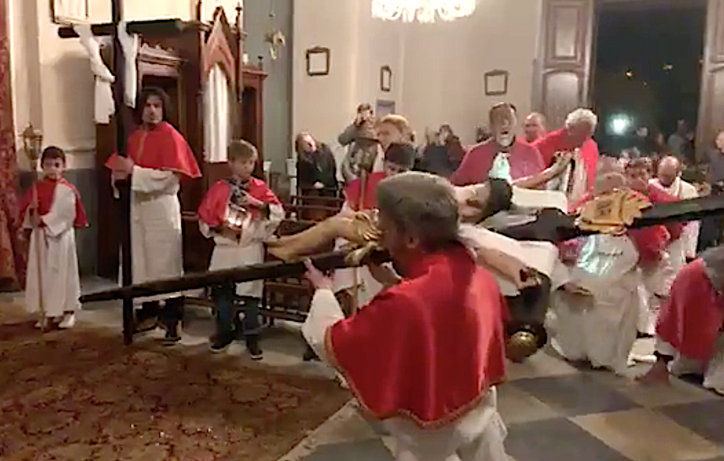 Ghjovi santu in Santa Maria-di-Lota