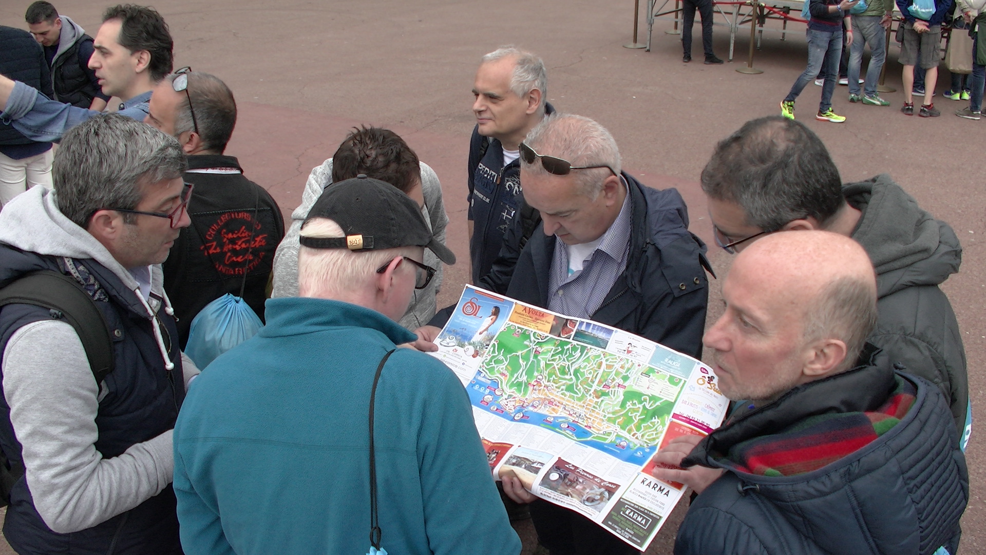 700 touristes italiens pour une chasse au trésor dans les rues de Bastia 