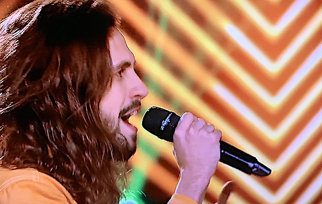 Vidéos -The Voice : Clement passe, Petru brille mais...