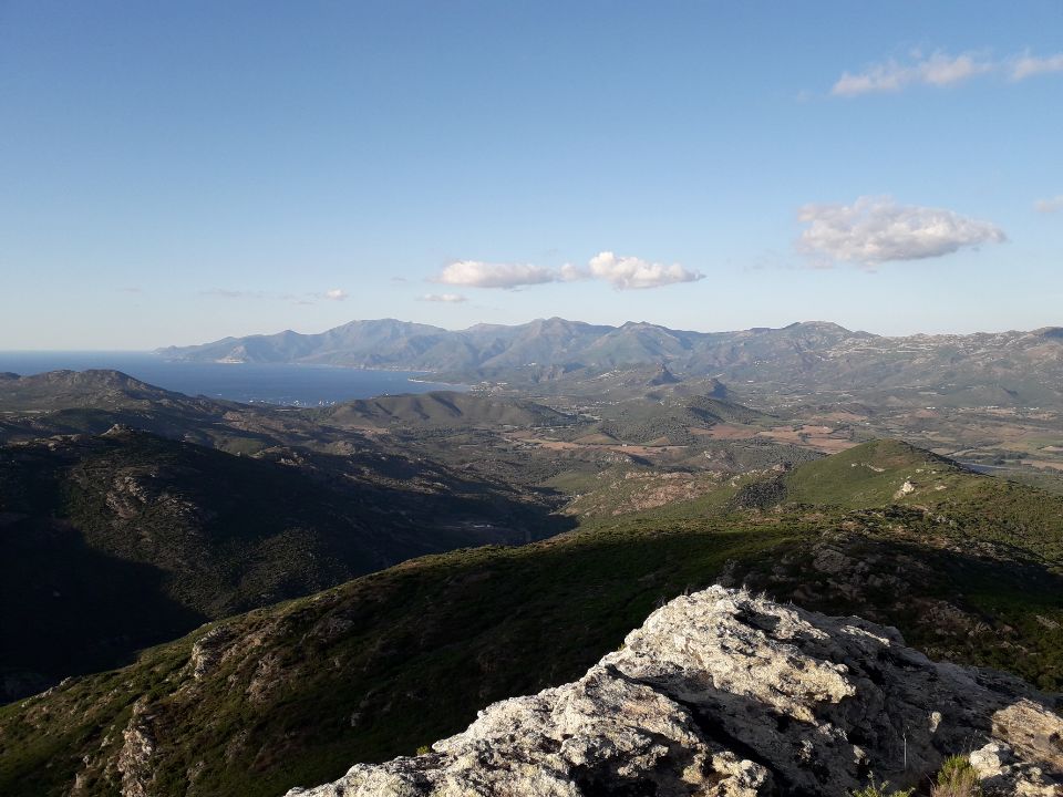 Le Nebbiu et le Cap corse depuis les hauteurs de Santu Petru di Tenda (Battì Lucciardi)