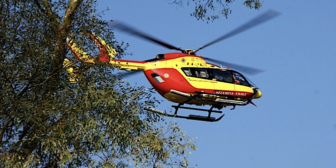 la victime évacuée par hélicoptère (photo illustration)