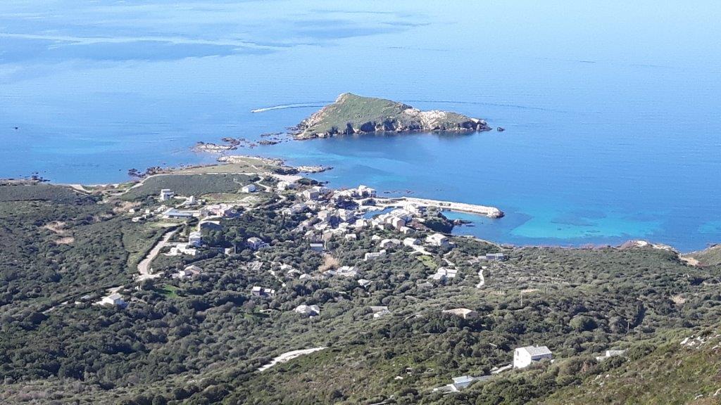 La photo du jour : Centuri vu du moulin Mattei