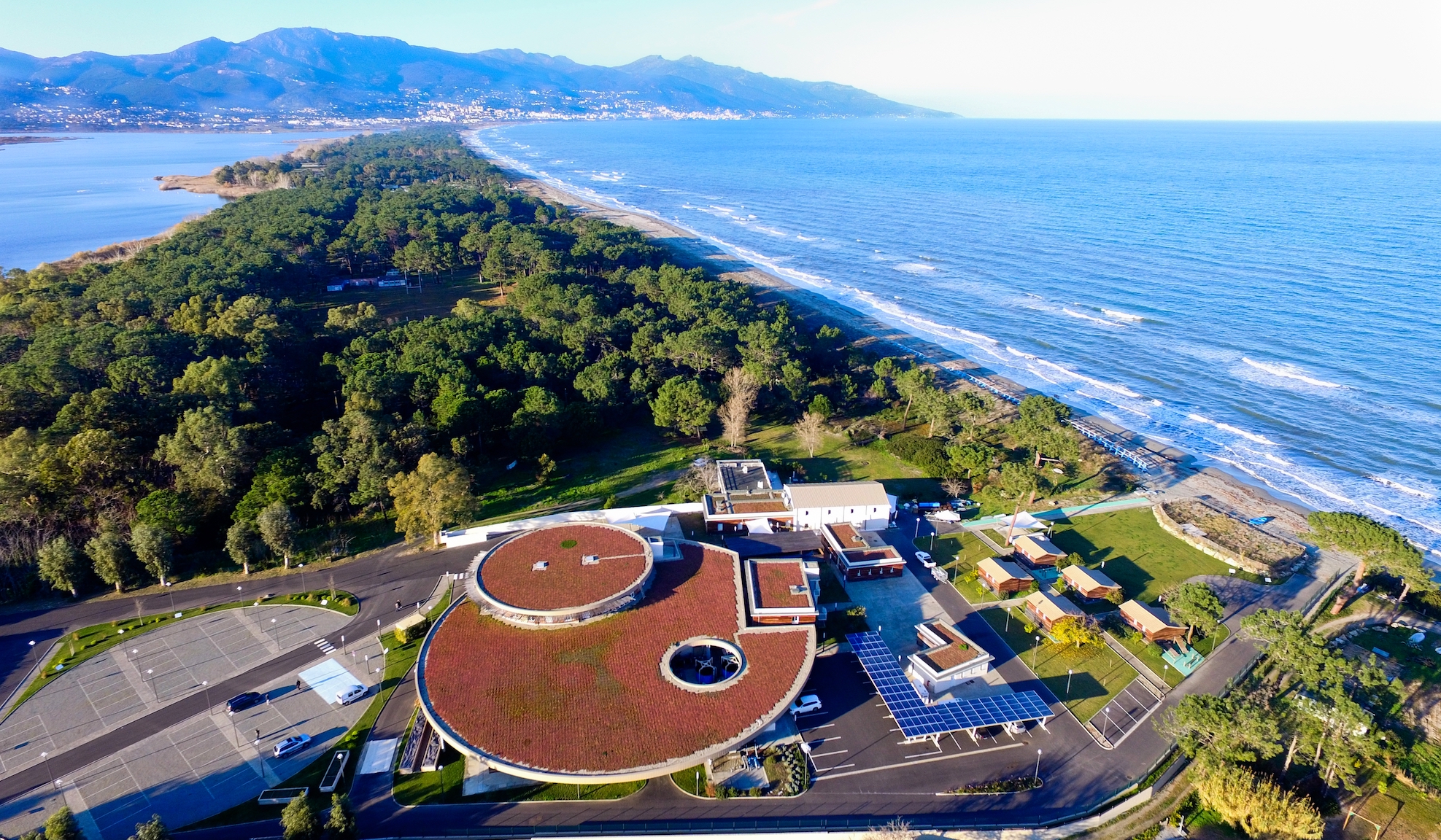 Le laboratoire Stella Mare (Universita di Corsica / CNRS) à Biguglia. Photo Stephan Le Gallais / Universita di Corsica)