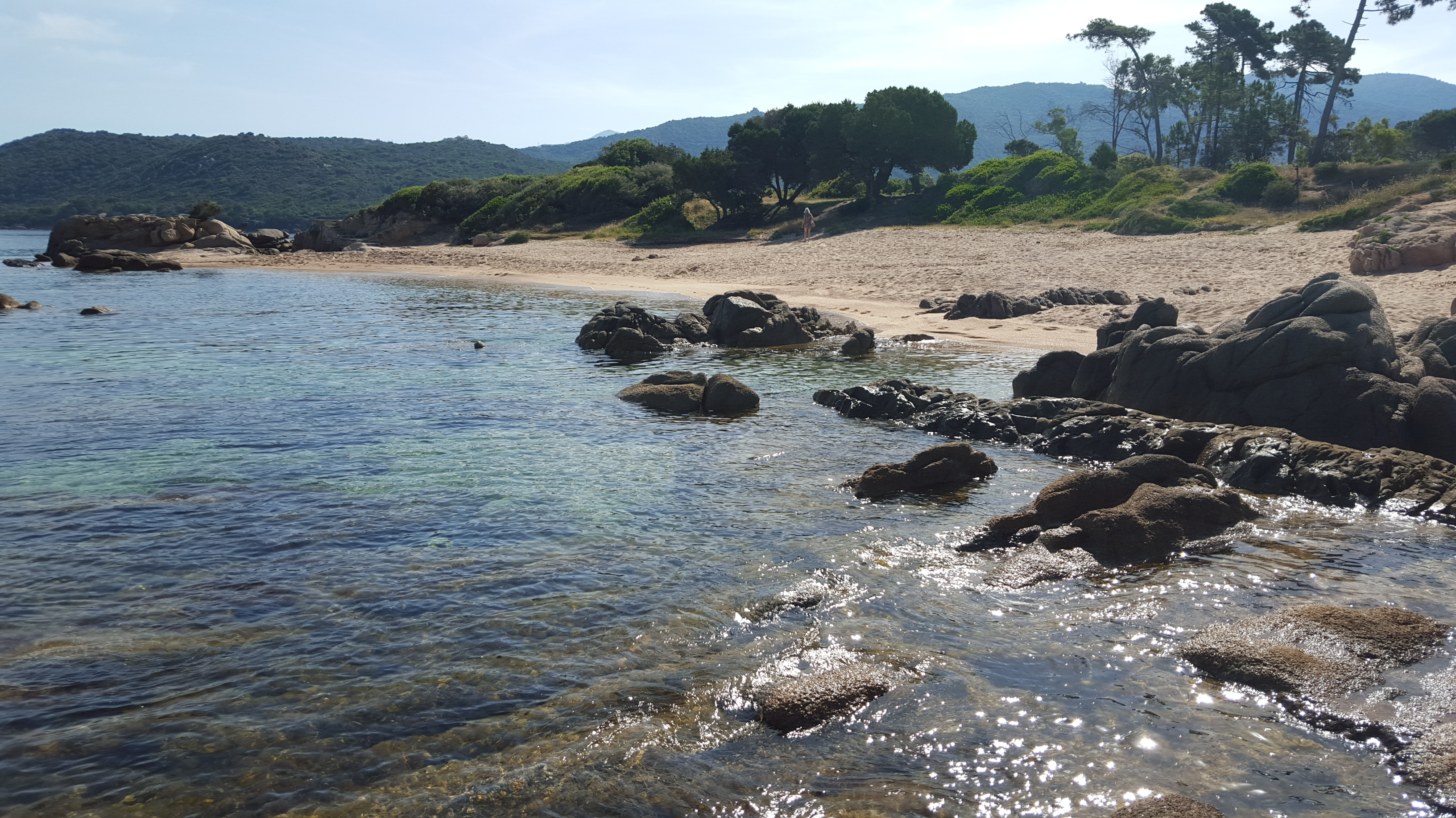 La photo du jour : La petite plage de Verghia