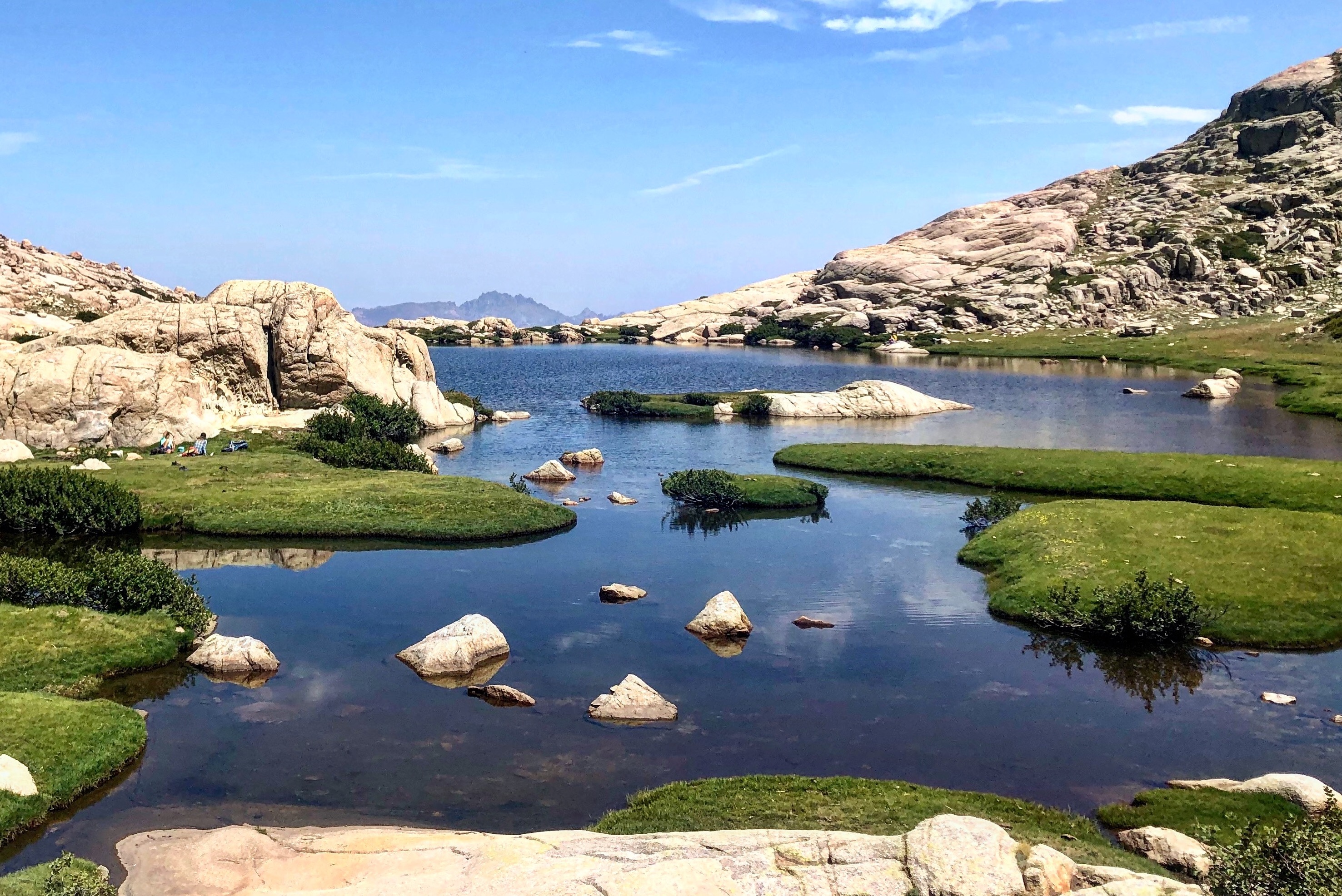 La photo du jour : le superbe lac de l'Oriente
