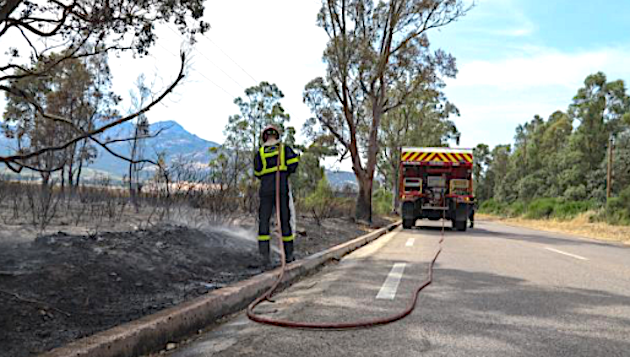 Les formations militaires de la sécurité civile (ForMiSC) actives contre les feux de forêts en Corse