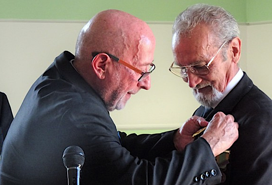 Claude Pianne chevalier de l'ordre national du Mérite honoré à Santa Reparata-di-Balagna