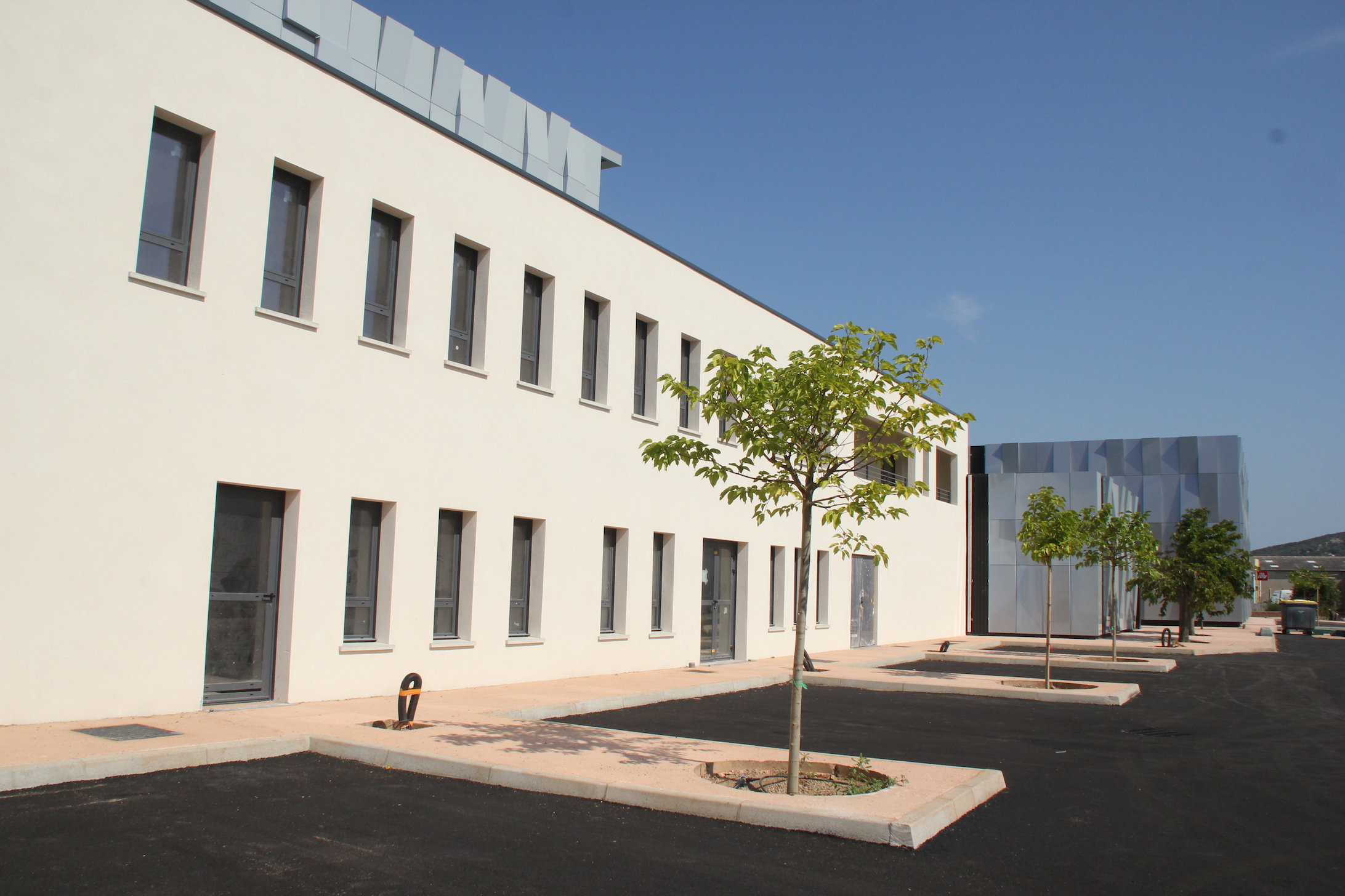 LE  COSEC des Quatre-Chemins,