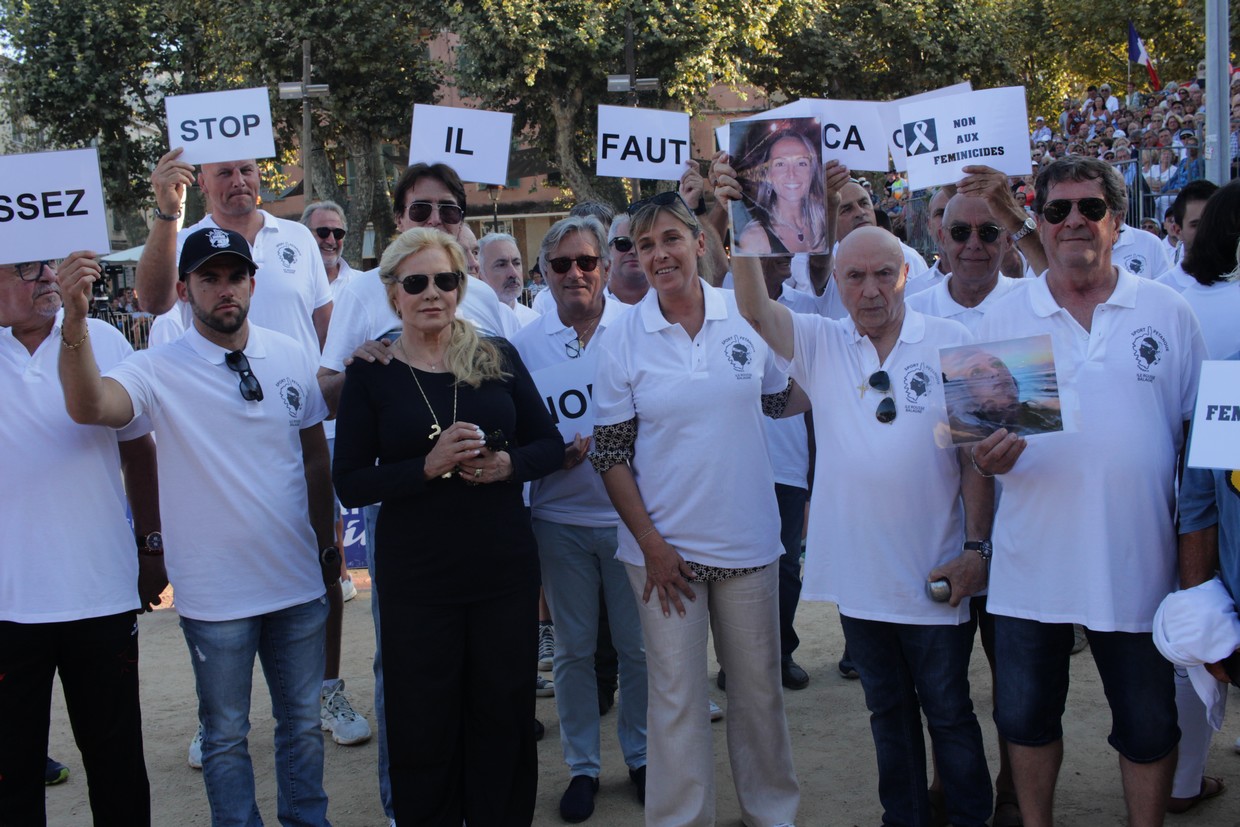 Artistes, personnalités et sportifs mobilisés à L'Ile-Rousse contre les féminicides