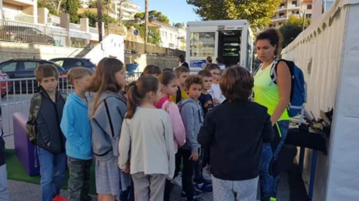 À libru apertu se poursuit ce samedi à la gare de Calvi