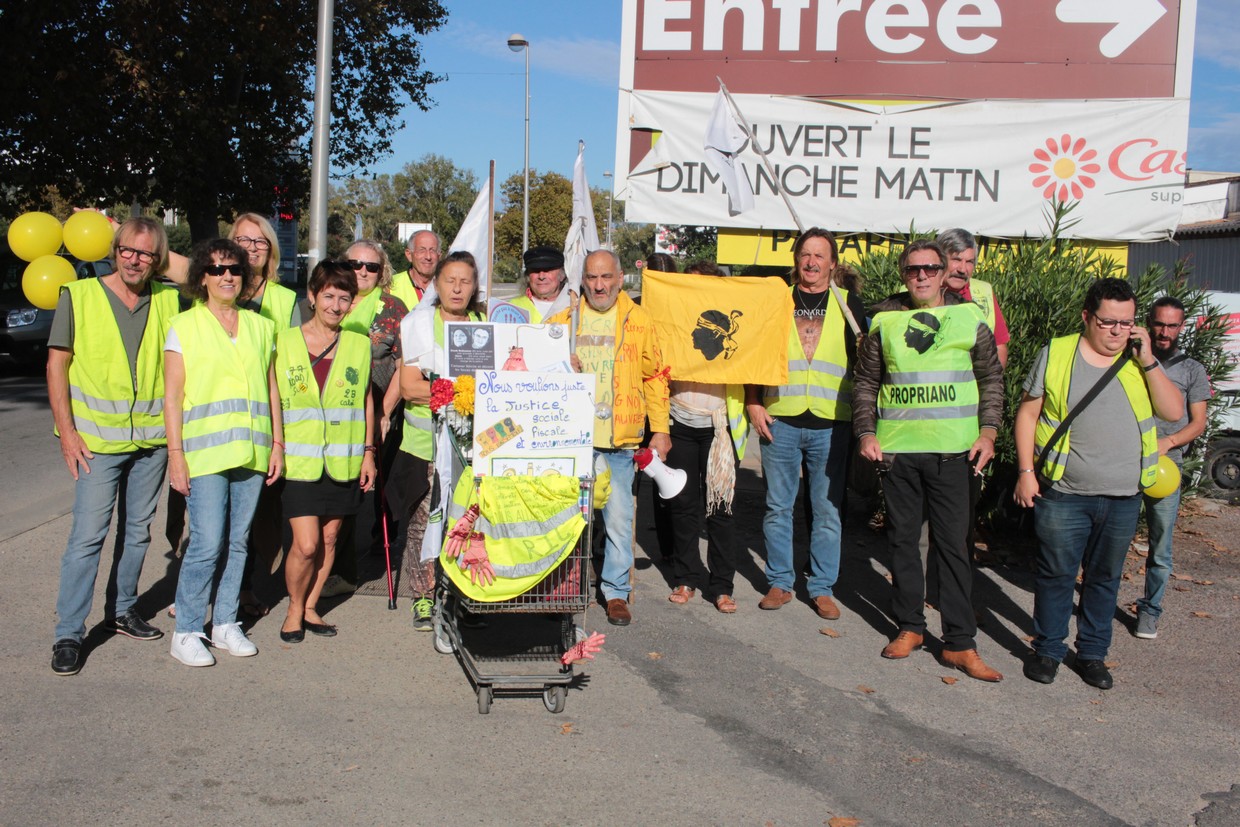 Au point de départ du Supermarché Casino de Calvi