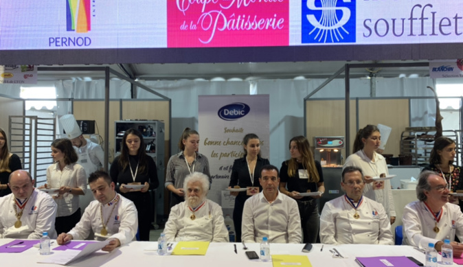 EN IMAGES - Les spectaculaires desserts des candidats au championnat du monde de pâtisserie