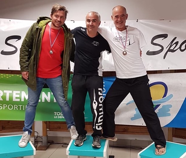 Thierrry Corbalan sur le podium aux "Boucles de Saint-Avertin"