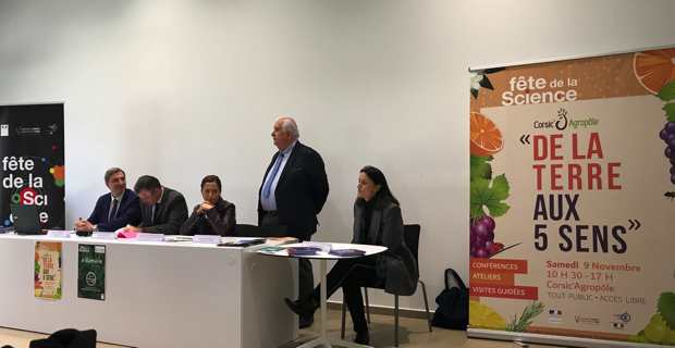 Christian Mendive, inspecteur d’académie, directeur des services de l’Education nationale, Ronan Leaustic, sous-préfet de Corte, Josepha Giacometti, conseillère exécutive en charge de la culture, Jean-Claude Ribaut, président du centre Corsic’Agropole, et de Vanina Pasqualini, universitaire, écologue et ambassadrice de la Fête de la Science.
